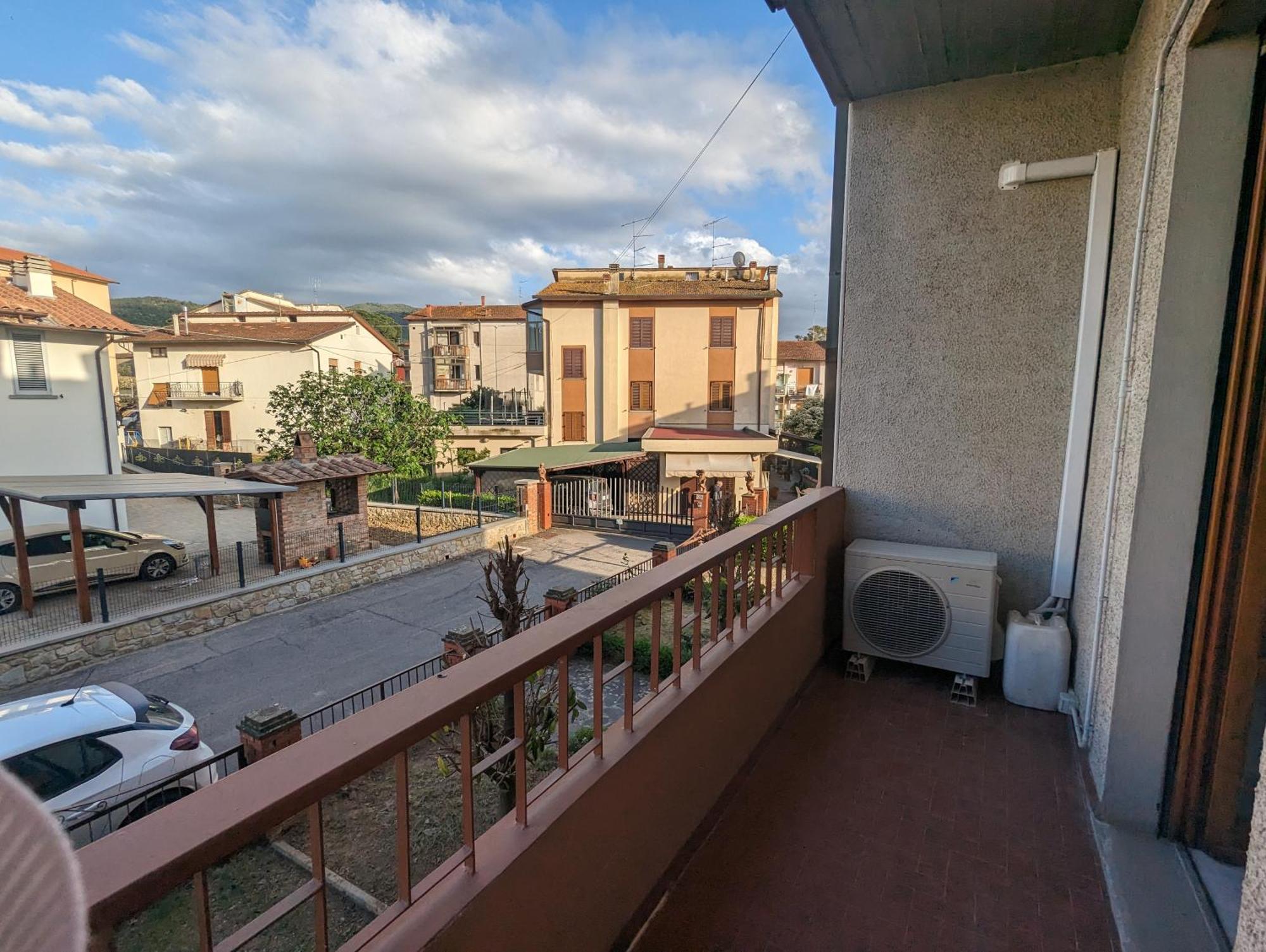 Apartamento Due Passi In Val Di Chiana Arezzo Exterior foto